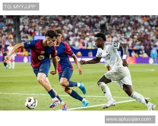 梅西帽子戏法领衔巴萨逆转皇马，巴萨再次赢下“国家德比”